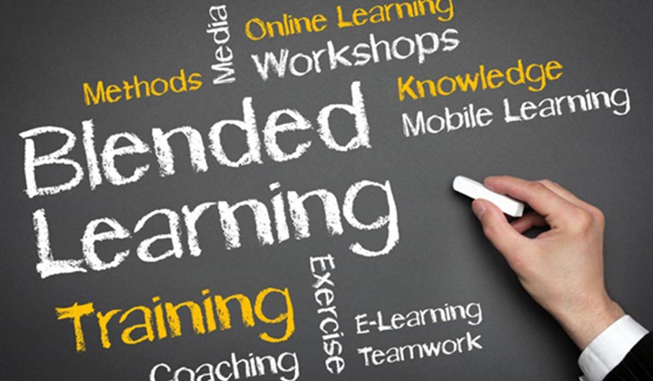 7 Reasons Why Blended Learning Is Becoming a Trend
